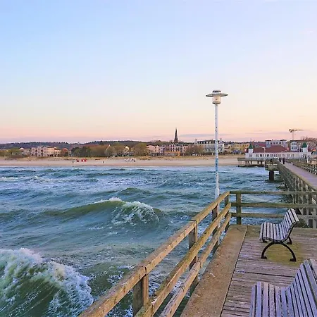 Usedom-apartment Im Haus Feniks アパート シフィノウイシチェ
